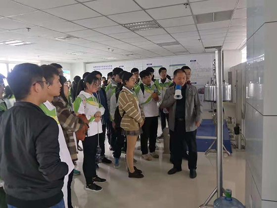 鄭大2.jpg 鄭大2.jpg